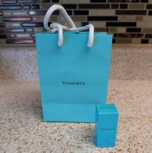 Tiffany & Co. Fashion Shopping Bag With Boxes